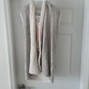 Beige Short Sleeves Sweater